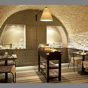 4* Hotel Therese