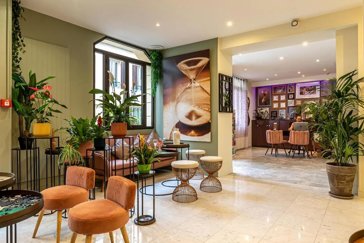 ***  Hotel Ariane Montparnasse By Patrick Hayat Paris France
