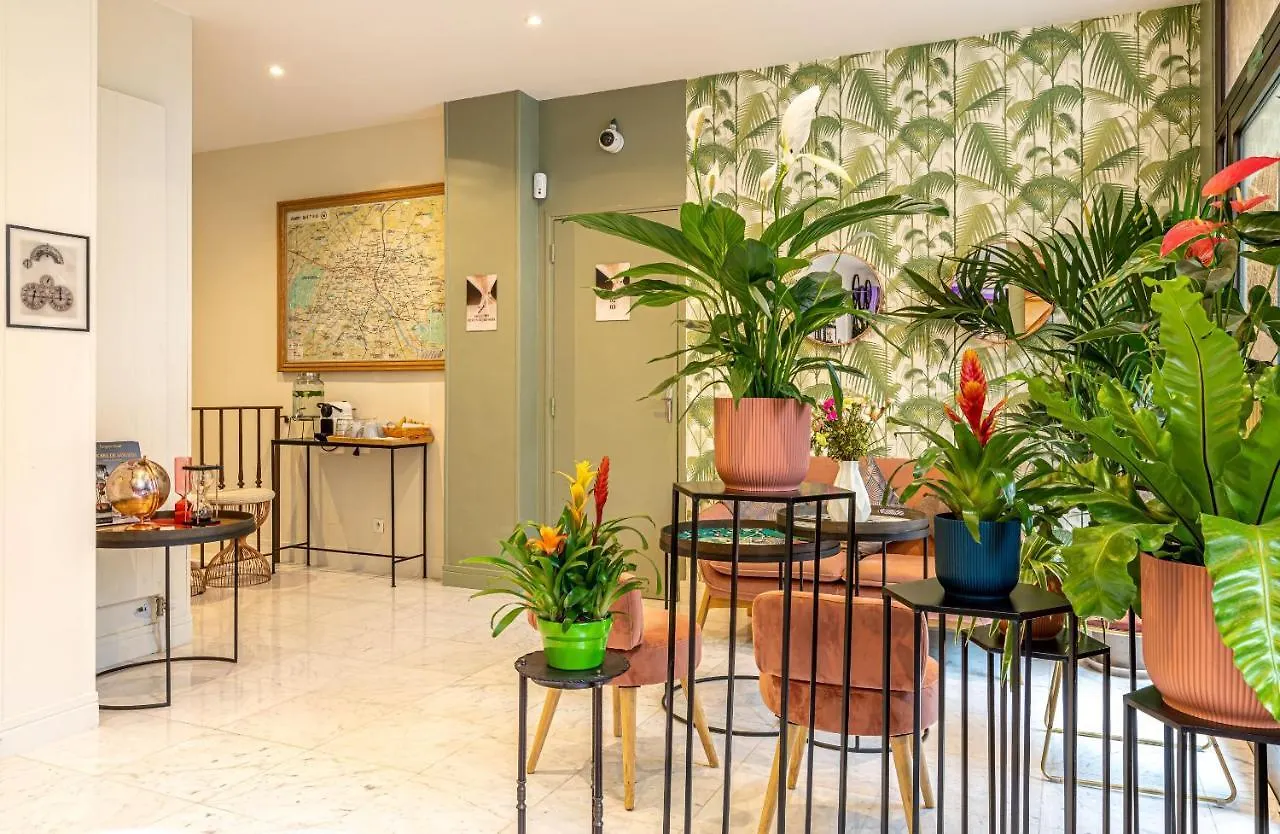 Hotel Ariane Montparnasse By Patrick Hayat Paris France